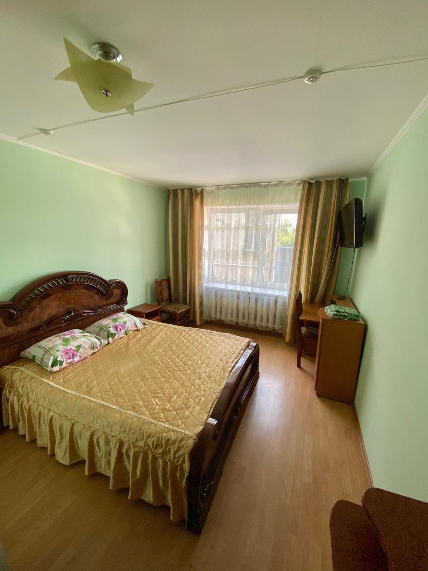 Удеч Hotel Zsidacsiv Kültér fotó