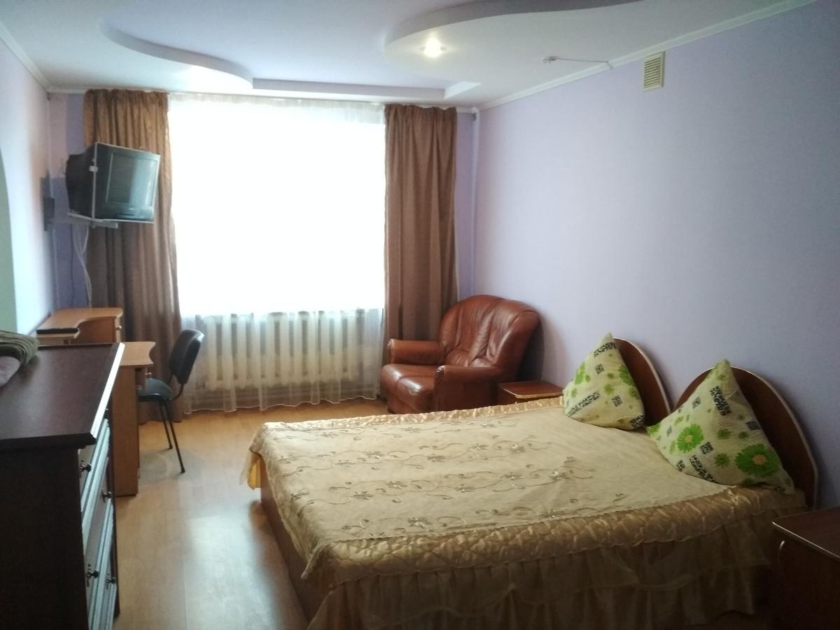 Удеч Hotel Zsidacsiv Kültér fotó